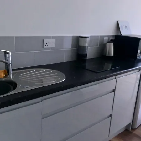 Kiki's Corner Apartment